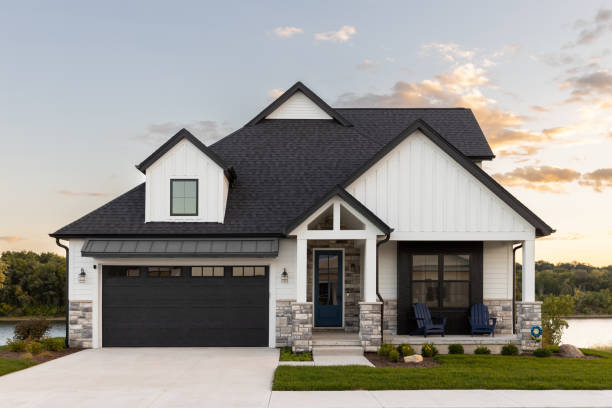 Best Commercial Roofing Services  in Fair Plain, MI